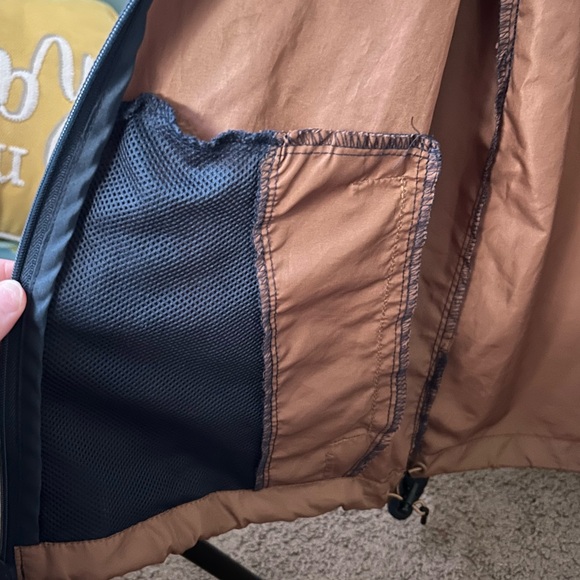 Men’s Lightweight Color block Windbreaker - Navy and Brown - Picture 5 of 6